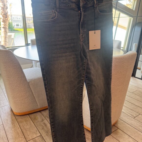 HIDDEN HAPPI "High Rise " New Cropped Flare Jeans with tags. Sold Out size 27 - Picture 2 of 3